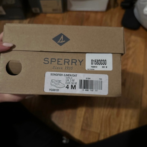 Sperry - Picture 5 of 5